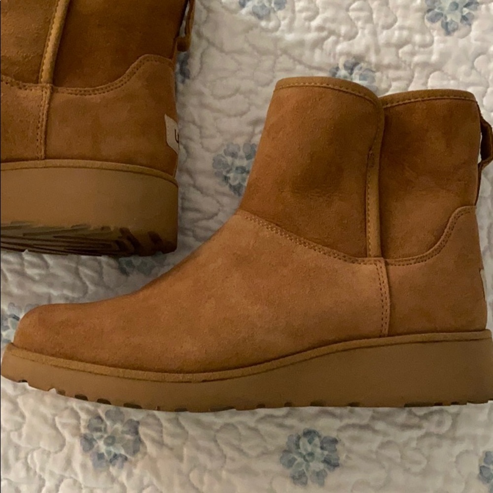 Ugg Short Boots